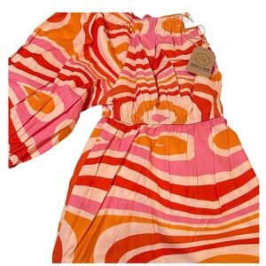 NEW WITH TAGS. EMMA&GRACE MODERN BLOUSE HOT PINK,ORANGE GROOVY PATTERN. 3XL HOT!
